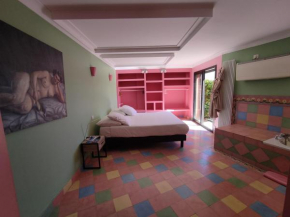 Chambre Rose Opale, Riad 9 Couple only au village naturiste